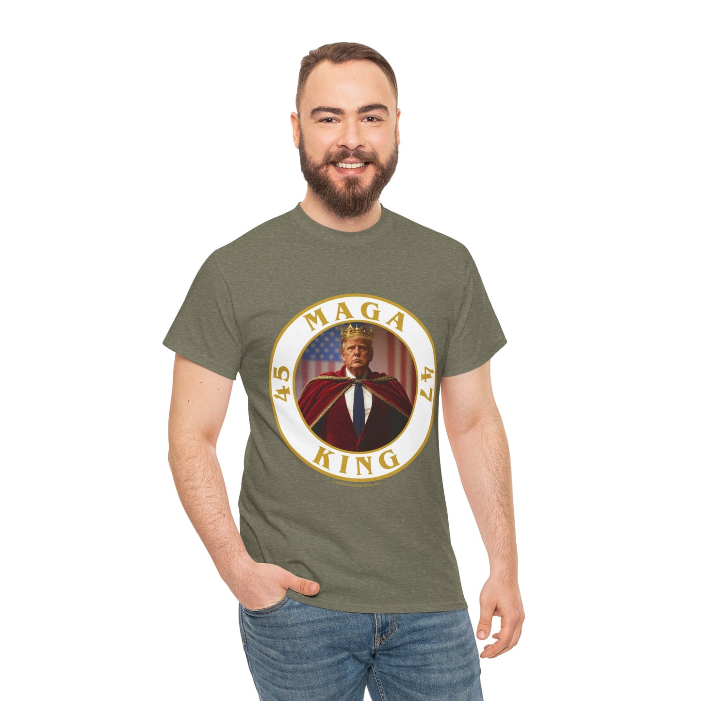 Trump 'MAGA King' T-Shirt - Regal Patriotic Graphic Tee