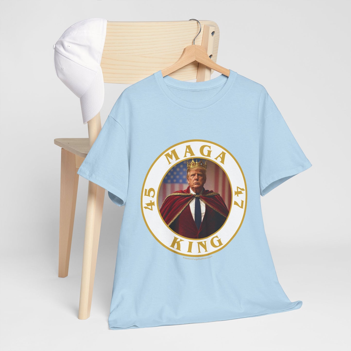 Trump 'MAGA King' T-Shirt - Regal Patriotic Graphic Tee