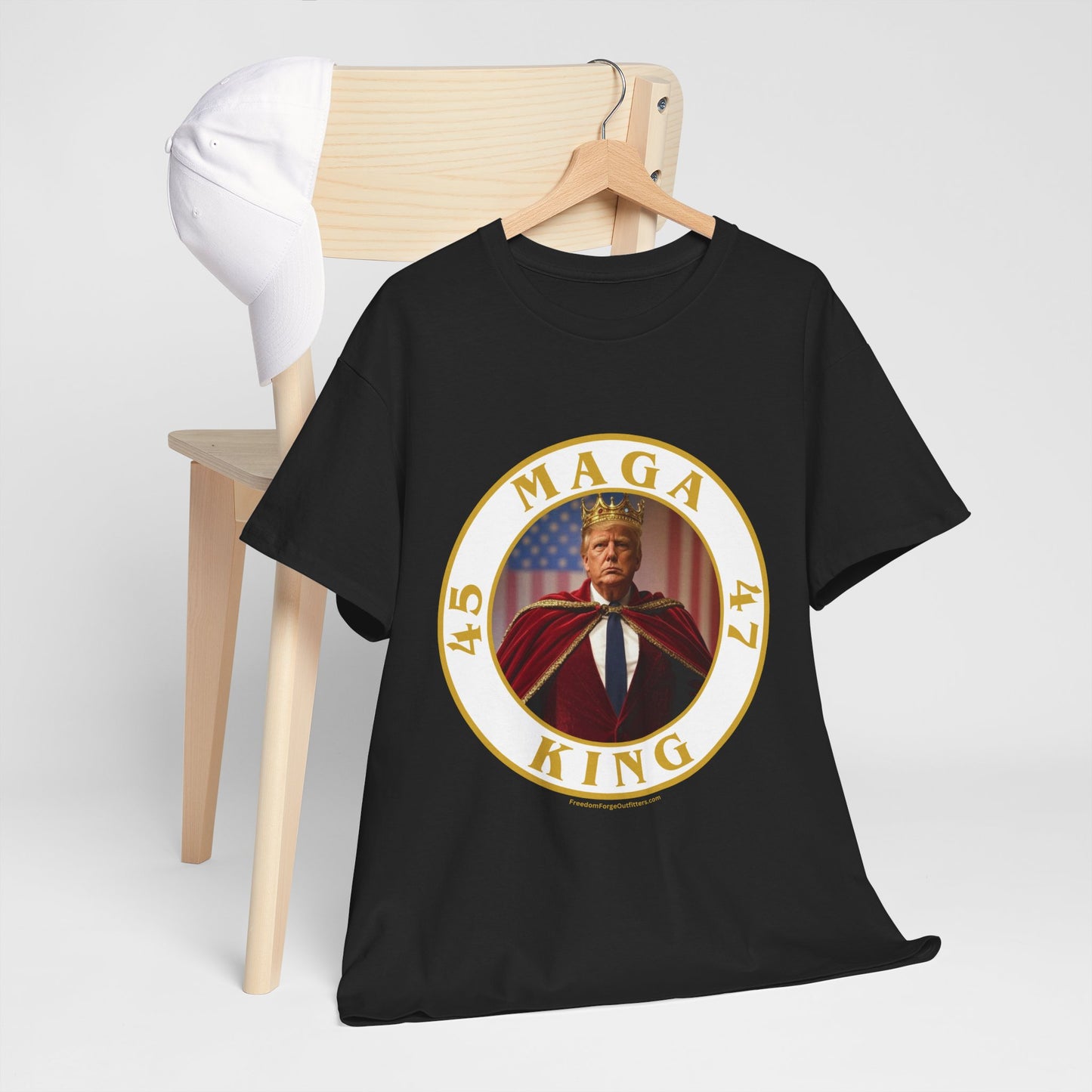 Trump 'MAGA King' T-Shirt - Regal Patriotic Graphic Tee